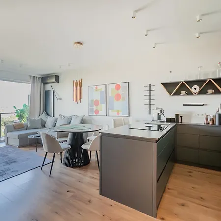 River Paradise With Parking Spot דירה *